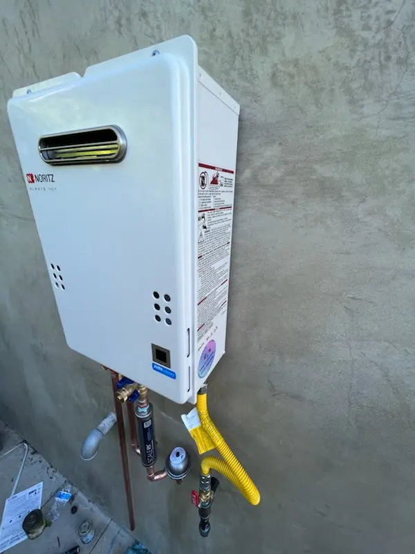 Tankless water heater installation for Lakewood homes